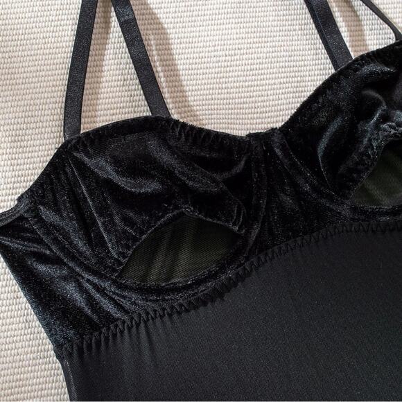 Black Velvet Skin Out Ultra High Cut Mesh Bodysuit Lingerie - Picture 10 of 16